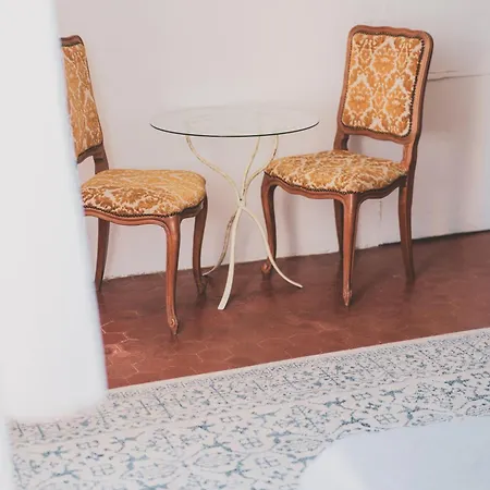 Maison Pelissier With Sweeming Pool Bed & Breakfast *